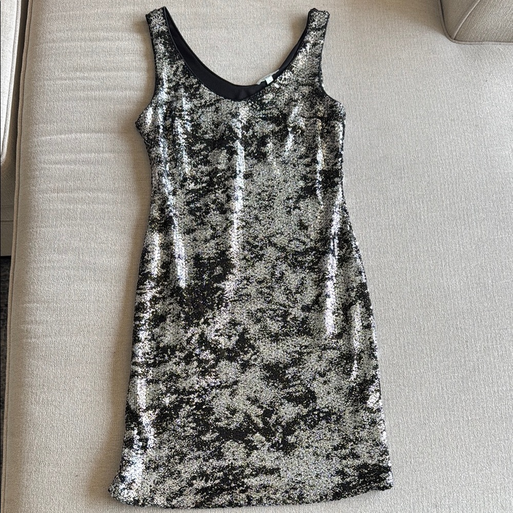 Elegant Black and Silver Sequin Dress